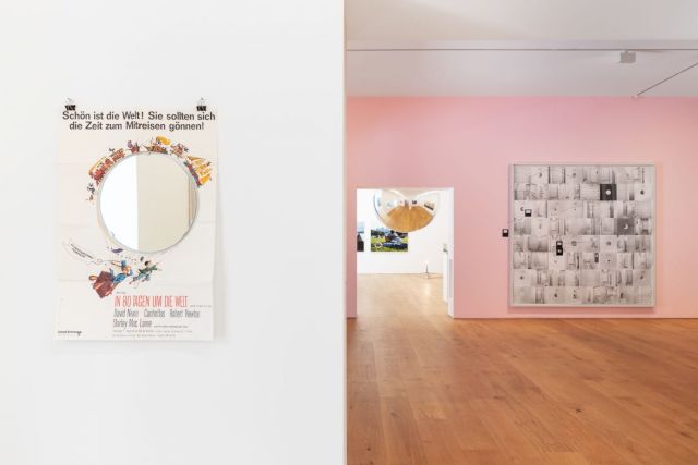 Installation view / JONATHAN MONK, Proposal, 2008; RONI HORN, HER, HER, HER (8), 2002; RYAN GANDER, Christmas according to (…), 2008. Photo: Bruno Lopes