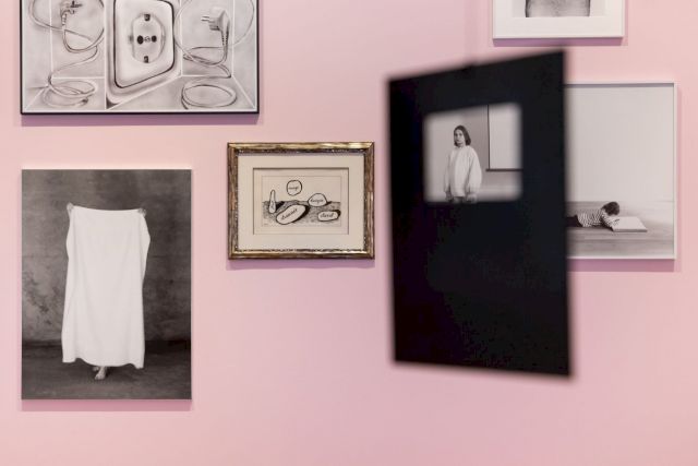 Installation view / RYAN GANDER, ‘Christmas according to (…)’, 2008 (detail); collage wall with works of JANA EULER, LIDWIEN VAN DE VEN, RENÉ MAGRITTE, ANA TORFS. Photo: Bruno Lopes