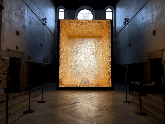 James Lee Byars, The Death of James Lee Byars, 1994 © Michael Werner Gallery, The Estate of James Lee Byars. Courtesy Vanhaerents Art Collection, Brussels