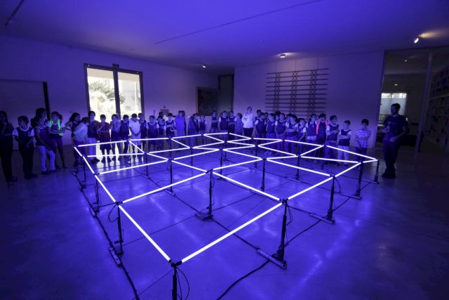 Gisela Motta and Leandro Lima, Zero hidrográfico, 2010 (installation view). Photo: Maurício Froldi