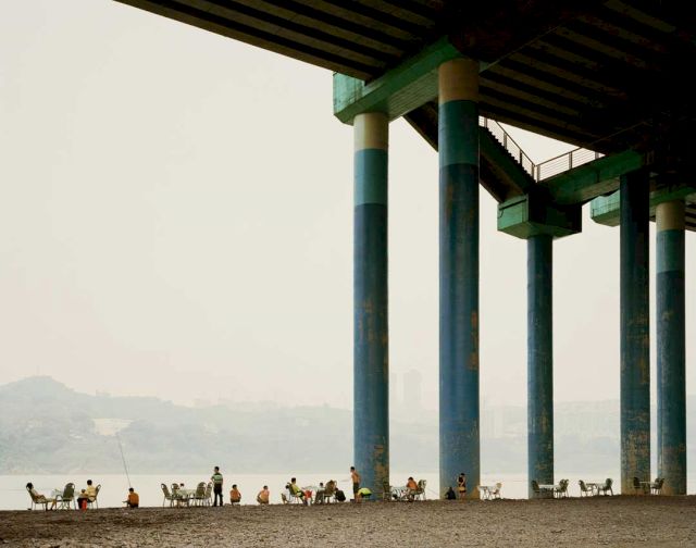 Nadav Kandar, " Yangtze, The Long River: Chongqing VI (Sunday Afternoon), Chongqing Municipality", 2006