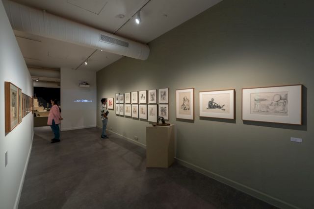 Installation Image, Birth of a White Rose - Somnath Hore, KNMA, Saket