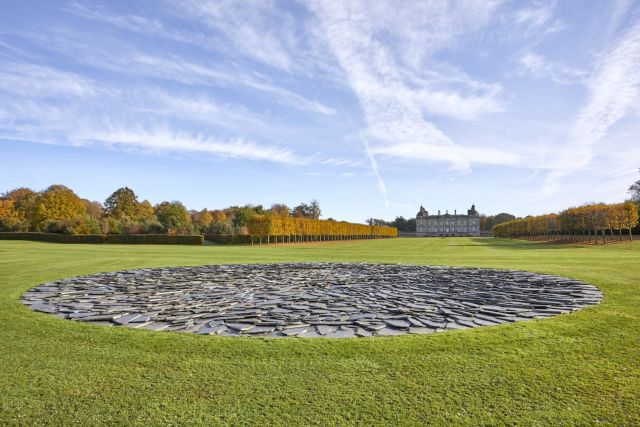 Richard Long, Full Moon Circle, courtesy of Houghton Hall