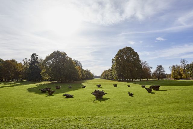 Richard Long, White Deer Circle