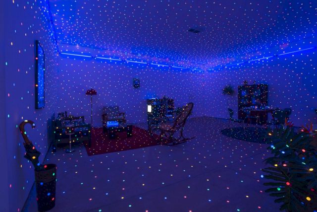 Yayoi Kusama, I’m Here But Nothing, 2000. Photo: Daniel Mansur