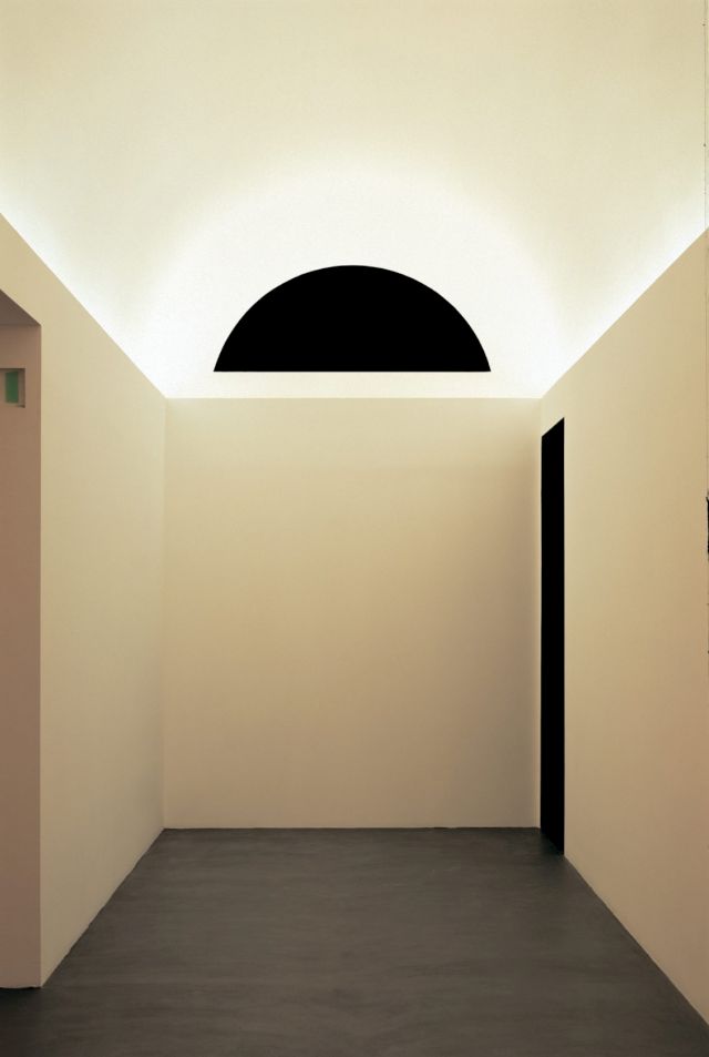 James Turrell, Lunette 2005, Installation View at the James Turrell Museum, Colomé, Argentina. © James Turrell, Photo: Florian Holzherr