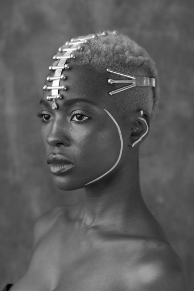 DELPHINE DIALLO, Celestial Crown, 2018