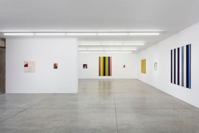 SVENJA DEININGER, Two Thoughts. Exhibition view Collezione Maramotti, 2020. Photo: Andrea Rossetti