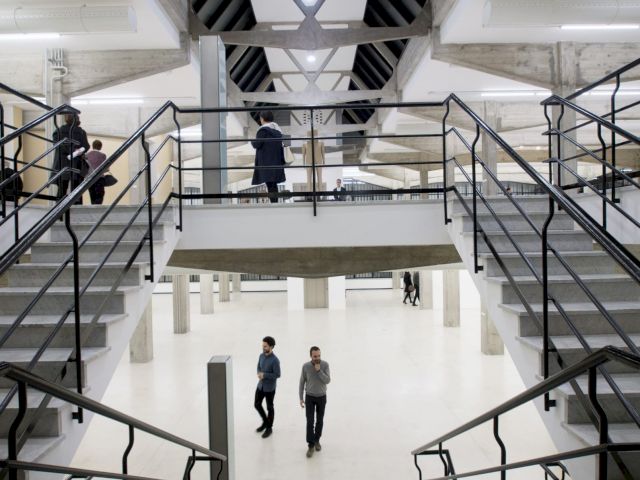 Collezione Maramotti, interior view with artwork by Mark Manders. Photo: C. Gabriele Micalizzi/Cesura