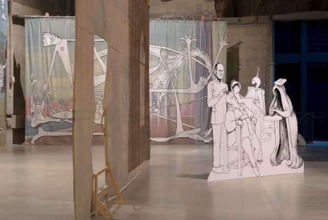 JIM SHAW, The Wig Museum, 2017 (installation view). Courtesy The Marciano Art Foundation. Photo: Robert Wedemeyer