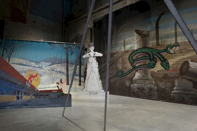 JIM SHAW, The Wig Museum, 2017 (installation view). Courtesy The Marciano Art Foundation. Photo: Robert Wedemeyer