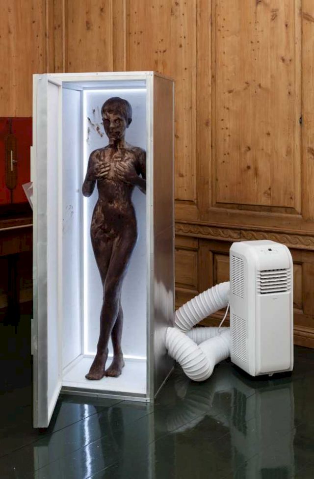 YVES SCHERER, Fridge, 2015. Courtesy Johanna & Friedrich Gräfling, sammlung FIEDE
