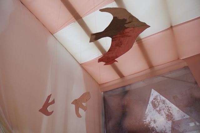 YVES SCHERER, Room Installation. Courtesy Johanna & Friedrich Gräfling, sammlung FIEDE