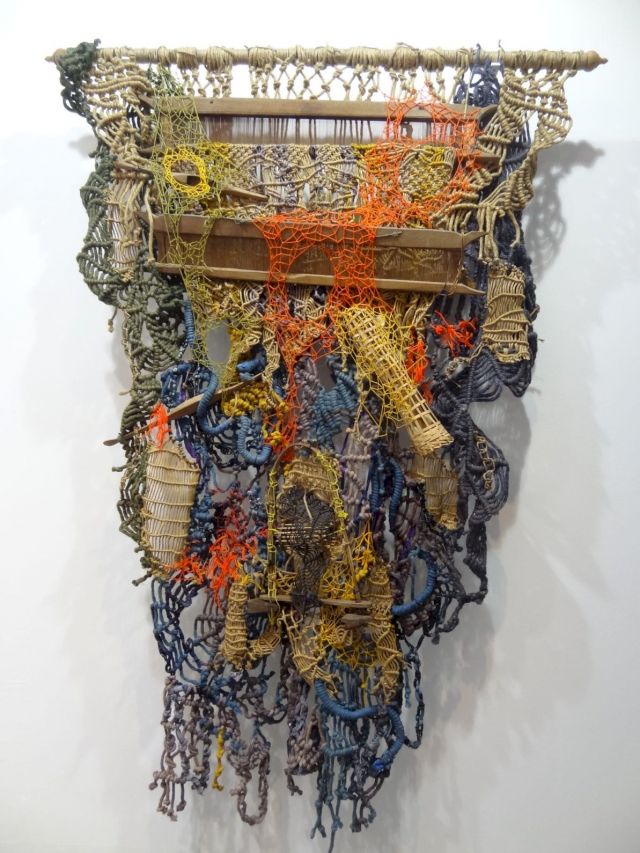 SANTI WANGCHUEN, Weaving Work: Gift No.2, 2012