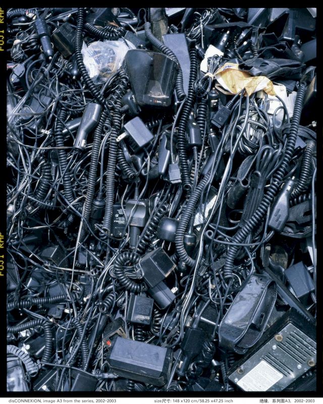 XING DANWEN, deCONNEXION 02, 08, 15, 2002-2003. Courtesy the artist and Three Shadows Photography Art Centre, Beijing