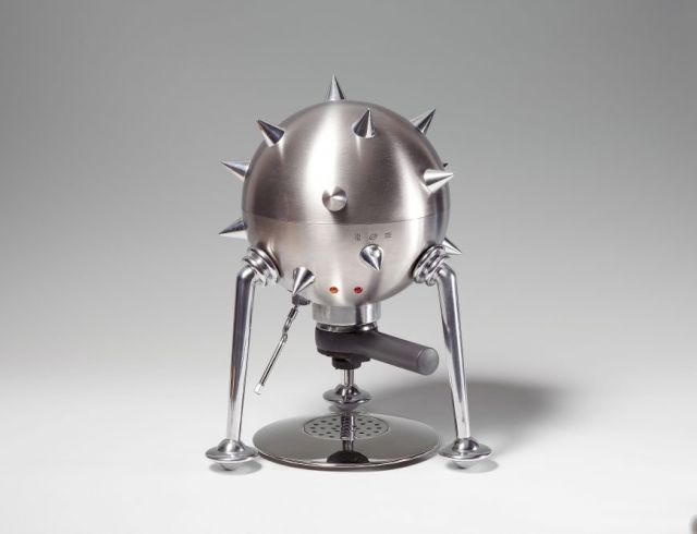 An Etienne Louis coffee machine