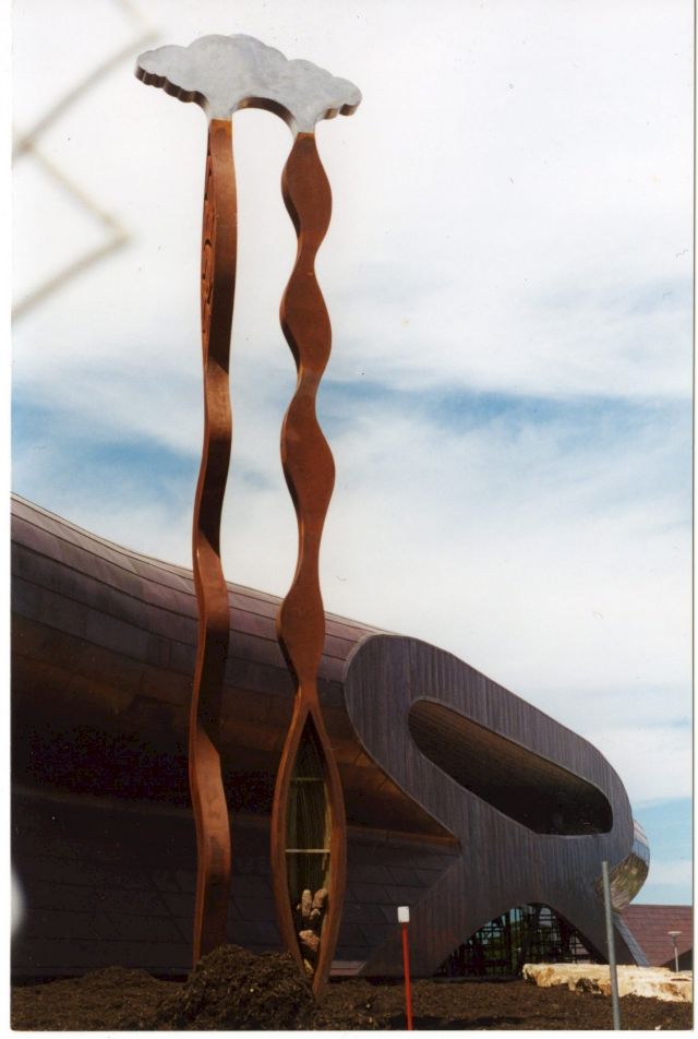 Greg Johns, From the Horizon – To the Horizon, Corten steel, stainless steel, iron stone, 2000/2001, 600 cm high, Collection: City of Marion, South Australia