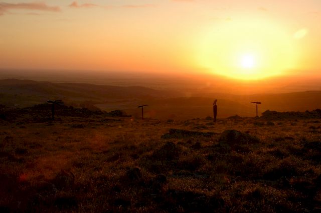Greg Johns, Seeing the Land Feeling the Land (Metamorphic), Corten steel, 4 pieces 255x185x40 cm, Collectyion: Palmer Sculpture Landscape, South Australia