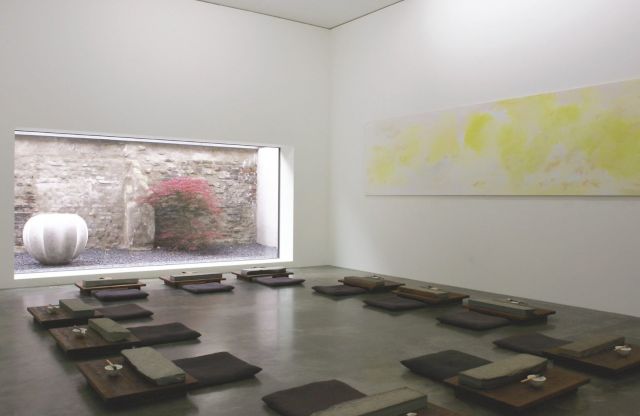 SONG DONG, Write your Message with Water, 2001. © Stiftung DKM. Photo: Werner J. Hannappel