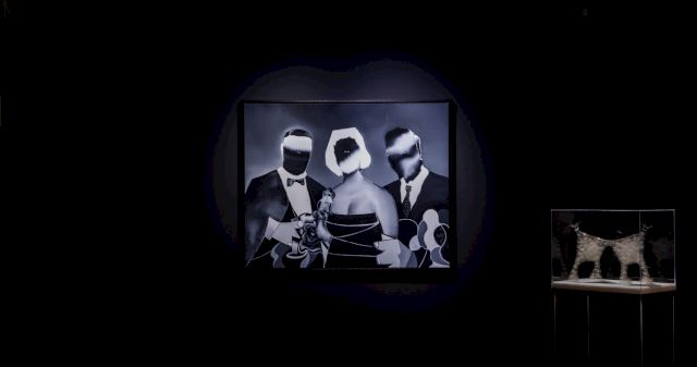 TOMOO GOKITA, Strange Ritual, 2015; ANTONIO CRESPO FOIX, Tetrapodo, 2016 (exhibition view)