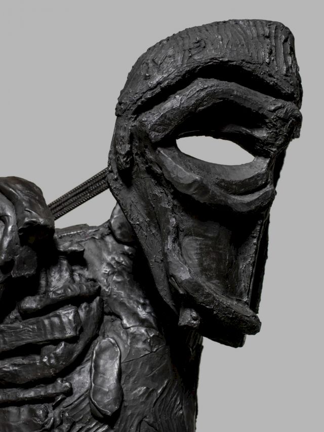 THOMAS HOUSEAGO, Ghost of a Flea, 2011. © Charles Riva Collection and Thomas Houseago