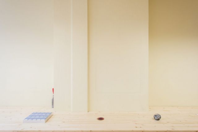 JAN HENDERIKSE, 2003; OSCAR TUAZON, Hammer, 2014; HAYLEY A. SILVERMAN, Crude Currencies Singular (the real price of everything/what everything really costs/ to whom wants to acquire it/coin currencies (Chinese, Greek, Swedish, Canadian, Israeli, Russian,…), energy currencies (lumps of metal, rice, spices, bee pollen, berries), 2015; REIN DUFAIT, Untitled, 2014