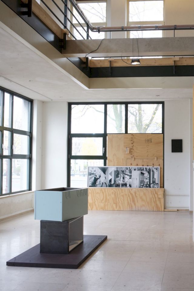 from left to right: MAGALI REUS, Lukes (UV Gamer), 2014; ANNA OSTOYA, Composition of Information, 2010; RYAN GANDER, A Portrait of Mr Sato Attempting to Differentiate Between Santo and Aston in the Darkness, 2010. Courtesy The Finest Amsterdam Contemporary Art Collection Ever…, Amsterdam; Collection #04|07M59; Collection Capital C. Photo: Ernst van Deursen