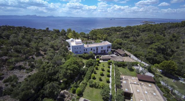 Views at Museo Sa Bassa Blanca, Alcudia. Courtesy Yannick And Ben Jakober Foundation