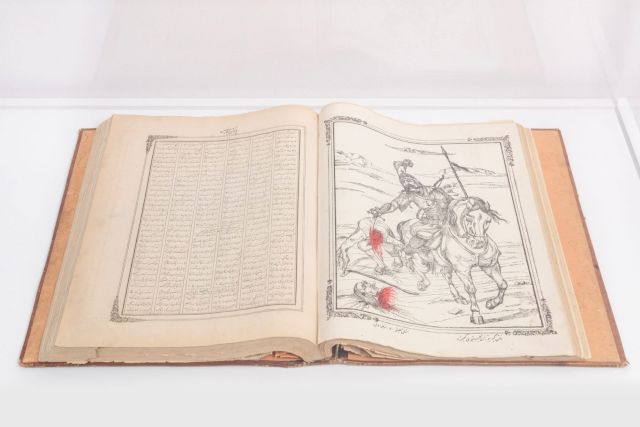 SHIRIN NESHAT, Shirin Neshat: I Will Greet the Sun Again (installation view at The Broad). Photo: Joshua White / JWPictures.com