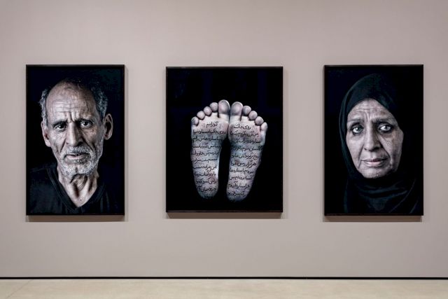 SHIRIN NESHAT, Shirin Neshat: I Will Greet the Sun Again (installation view at The Broad). Photo: Joshua White / JWPictures.com