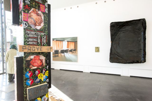 (l-r) IRIS KETTNER, THOMAS HIRSCHHORN, PAUL WISTANLEY, PHILLIP LANGER (installation view at REALITY CHECK, Kunstraum Potsdam)