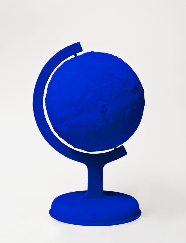 YVES KLEIN, La Terre Bleue, 1957/1990