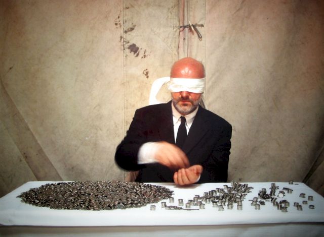 MICHAEL TIMPSON, A Horse Man Rode Out (Detail), Performance at S.M.A.K. Stedelijk Museum voor Actuele Kunst, Ghent, Belgium, 1999. Photo: Hermann Büchner, Berlin