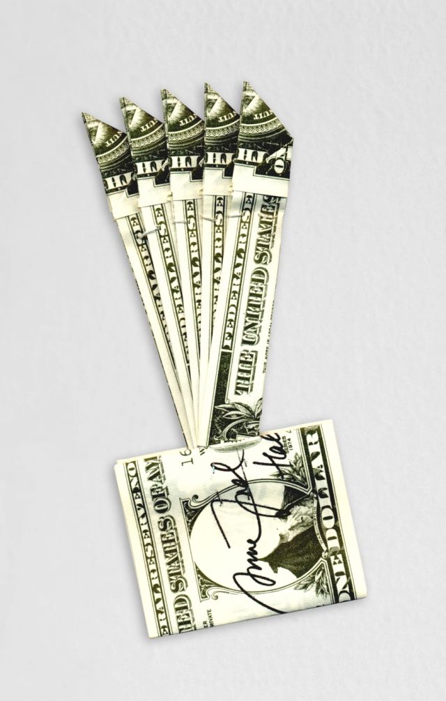 ANNE JUD, Dollarfächer, 2002. Photo: Hermann Büchner, Berlin