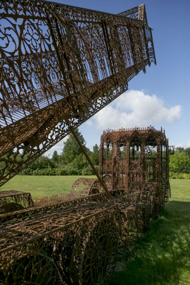 WIM DELVOYE, Dump Truck, 2006