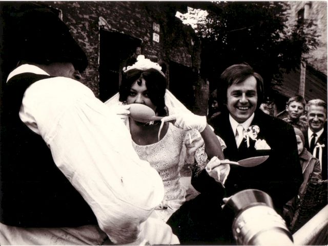 ALEX MLYNARCIK, Evas Wedding, 1972
