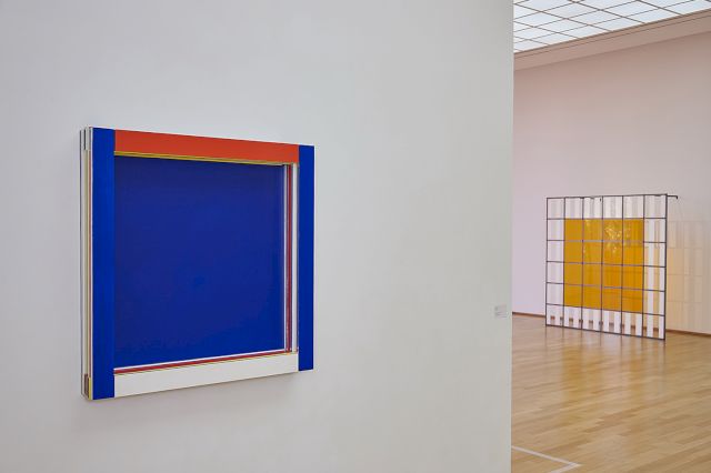 IMI KNOEBEL, Memories, DANIEL BUREN, Photo souvenir: Cadre décadré 15 C3. Photo: Hubert Kemper