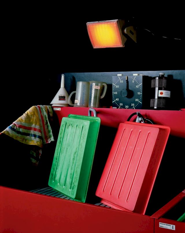 CHRISTOPHER WILLIAMS, Fachhochschule Aachen, Fachbereich Gestaltung,Studiengang: Visuelle Kommunikation,Fotolabor für Studenten, Boxgraben 100, Aachen, 2010. Courtesy the artist