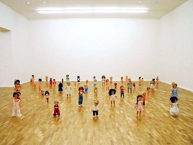 ZOE LEONARD, Mouth Open – Teeth Showing, II