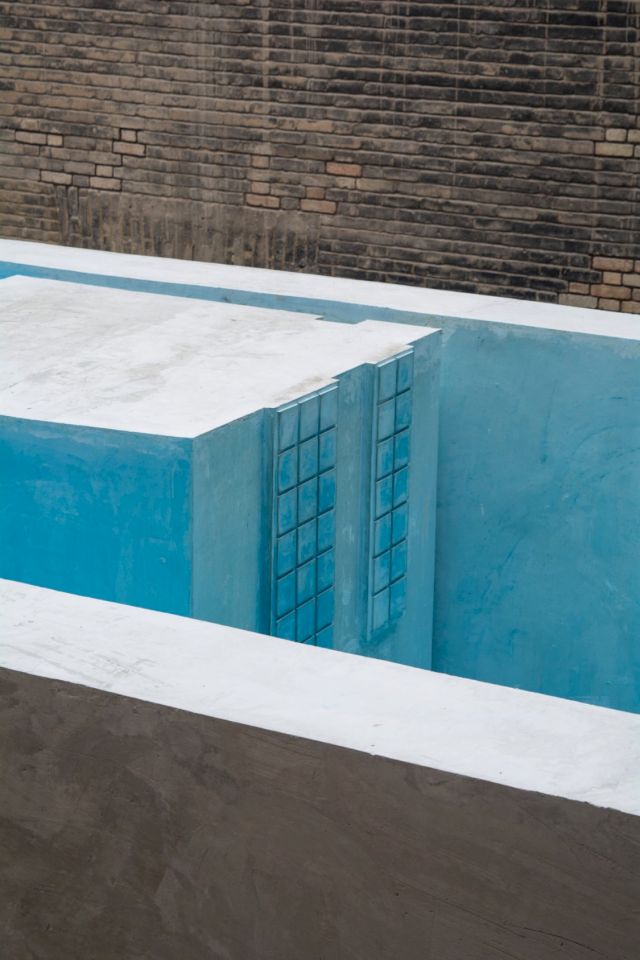 NAZGOL ANSARINIA, The Inverted Pool, 2019