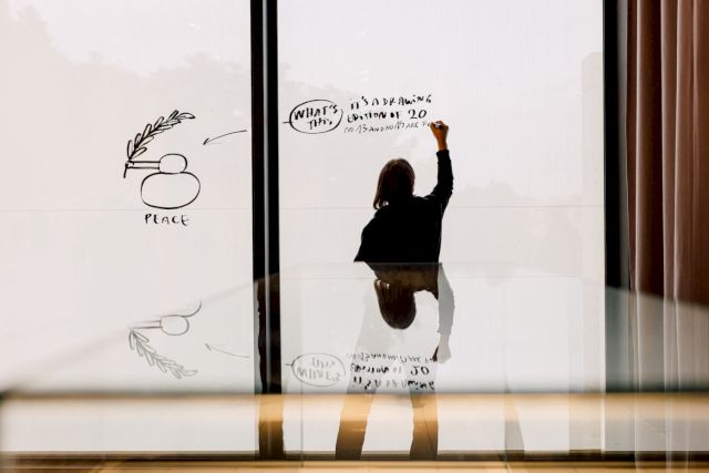 "The owner will receive an original certificate numbered and signed by the artist, as well as instructions for drawing the work. The drawing was shown in several independent art spaces in Romania and sold twelve times from an edition of 20. In the framework of this exhibition, number 13 and 14 from the same edition can be purchased”. Photo: Jan Malý