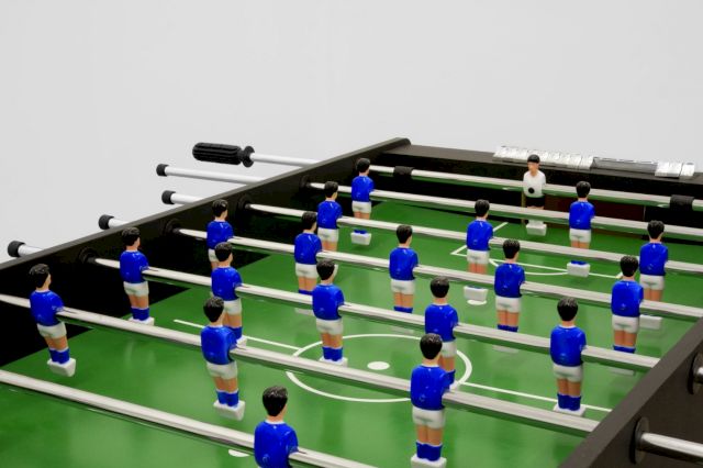 BJÖRN MELHUS, You Are Not Alone, 2013 (detail). Courtesy Collection von Kelterborn, Frankfurt