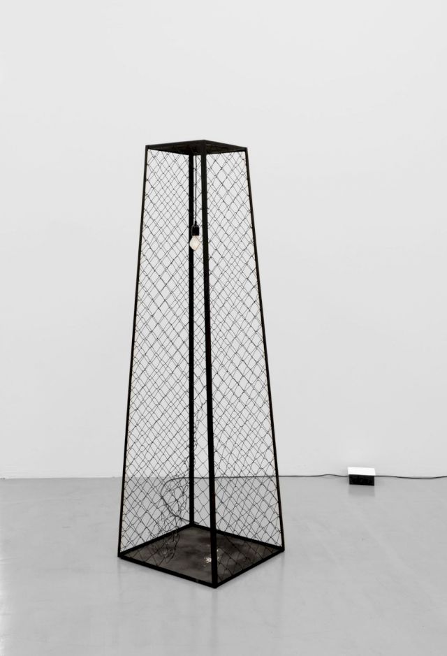 MARIANA VASSILEVA, Break In / Out: Breathing Light, 2013. Courtesy Collection von Kelterborn, Frankfurt