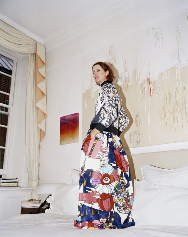 Palace Green, London, 2017; Behind Valeria: Ghada Amer, Untitled (Blanc # 985), 1997. Photo by Mathilde Agius