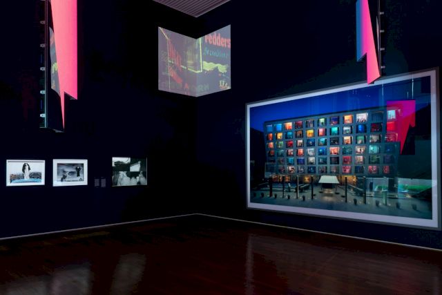 Multi Hall featuring Endless Journey to Black Night ⓒMuseum Hanmi