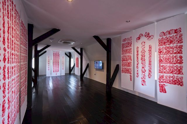 Exhibition: Chronic Compulsions: Selected Works from Art Addicts Anonymous, 2024. Photos: Courtesy of The Private Museum, Singapore.