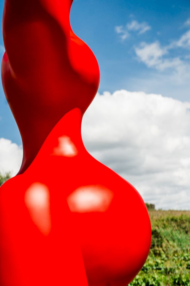 Müge Yilmaz, 'Goddess of Harvest', 2025. Photo by Lais Pereira