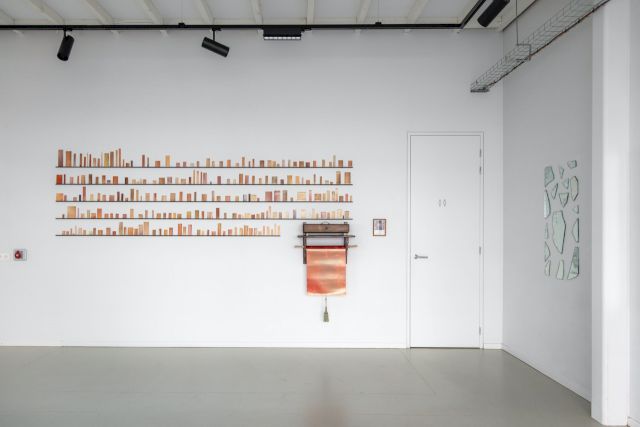 Patrick Van Caeckenbergh,'The secretary (collection of skins)’, 2018-2022 and Adrien Degioanni, 'La Théorie des Miroirs‘, 2022. Photo by Valerie Clarysse