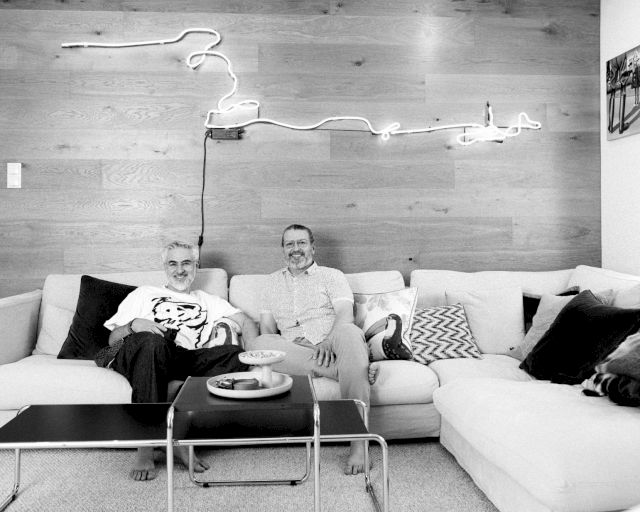 Mateusz & Robert in front of 'End of signature', by Agnieszka Kurant, 2017. Photo by Michał Topolan