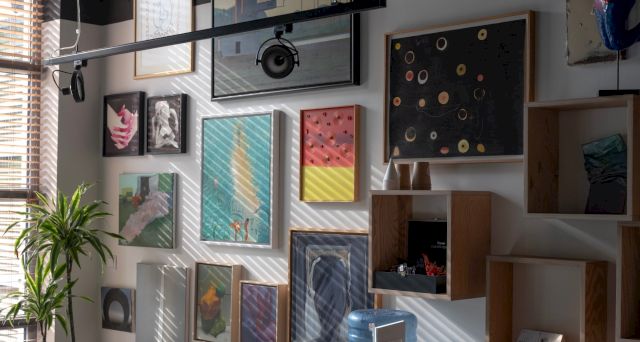 Works by multiple artists. Photo by Michał Topolan